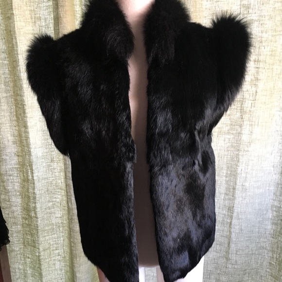 Rabbit vest - Picture 1 of 3